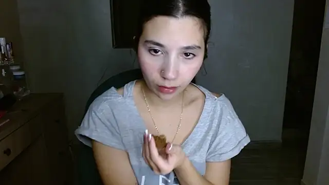 mia  lopez  online show from July 2026 02:45:02 AM