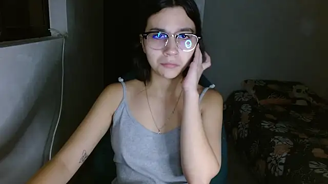 mia  lopez  online show from June 2026 02:56:01 AM