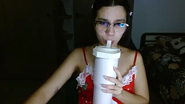 mia  lopez  online show from April 2026 03:20:02 AM