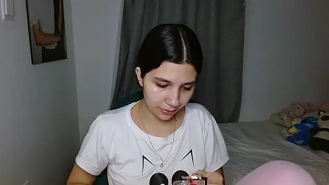 mia  lopez  online show from November 2025 05:51:01 AM