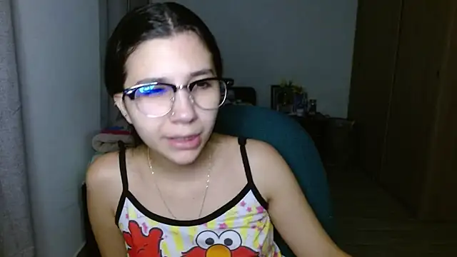 mia  lopez  online show from October 2025 12:54:02 AM