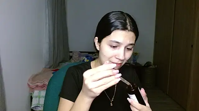 mia  lopez  online show from September 2025 05:45:02 AM