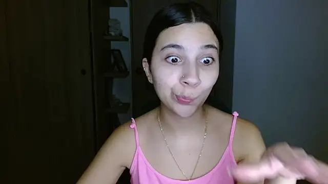 mia  lopez  online show from May 2026 04:10:01 AM