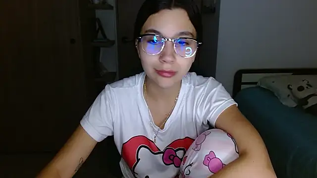 mia  lopez  online show from February 2026 03:17:01 AM