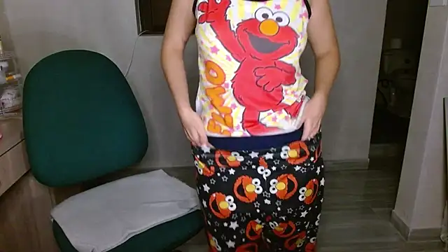mia  lopez  online show from June 2026 02:50:02 AM