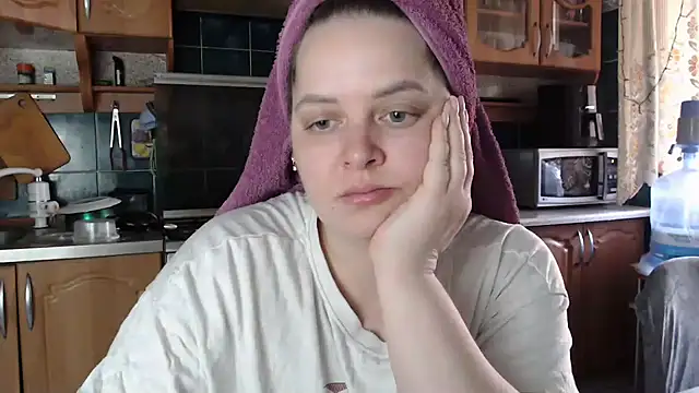 uliastar online show from March 2025 06:05:01 AM