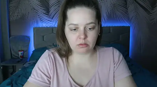 uliastar online show from March 2025 12:42:02 PM
