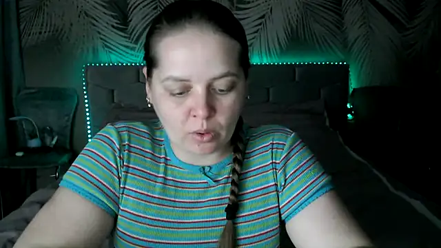 uliastar online show from March 2026 07:21:01 AM