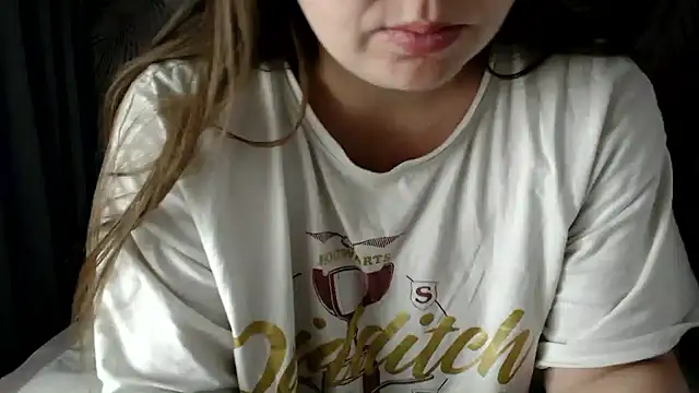 Snapshot of uliastar chatting on December 2025 07:36:02 AM uliastar online show from December 2025 07:36:02 AM