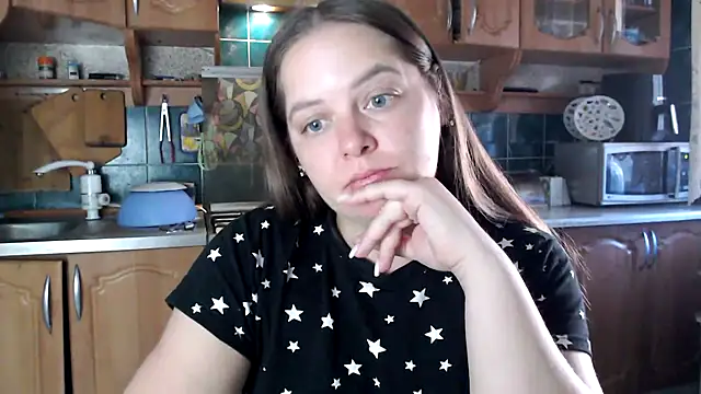 uliastar online show from September 2025 05:24:01 AM