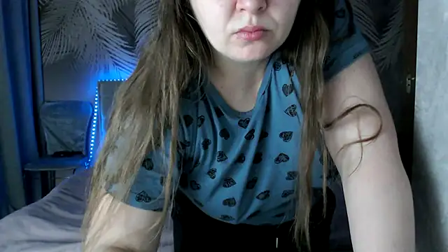 uliastar online show from February 2026 07:09:01 AM