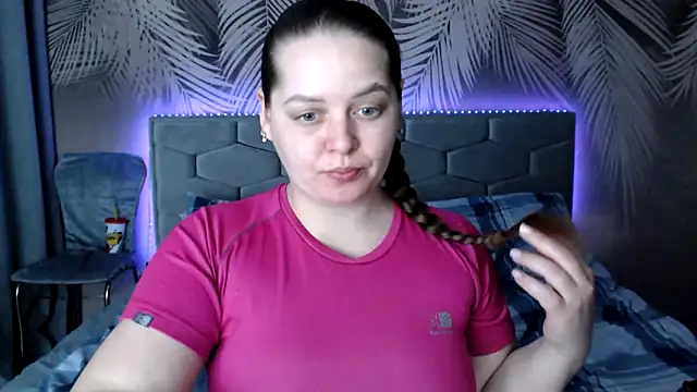 uliastar online show from March 2025 09:18:02 AM