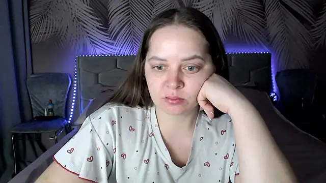 uliastar online show from January 2026 06:30:01 AM