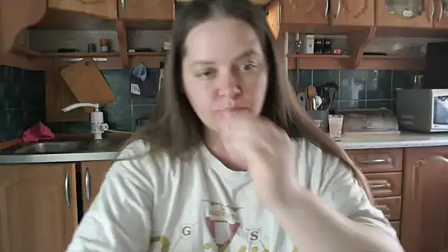 uliastar online show from May 2026 05:25:02 AM