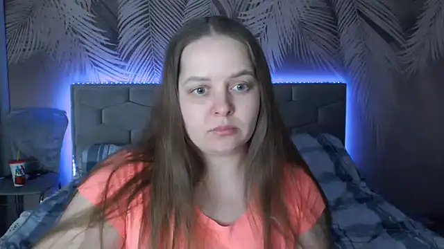 uliastar online show from February 2025 02:05:01 PM