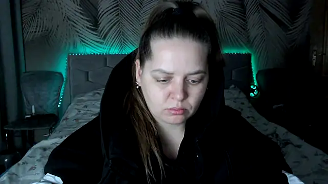 Snapshot of uliastar chatting on December 2025 08:38:01 AM uliastar online show from December 2025 08:38:01 AM