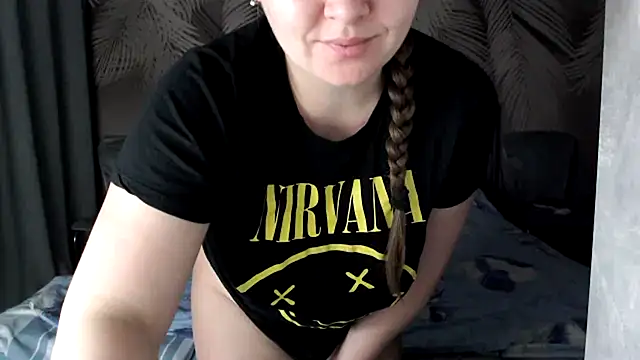 uliastar online show from February 2026 08:32:02 AM