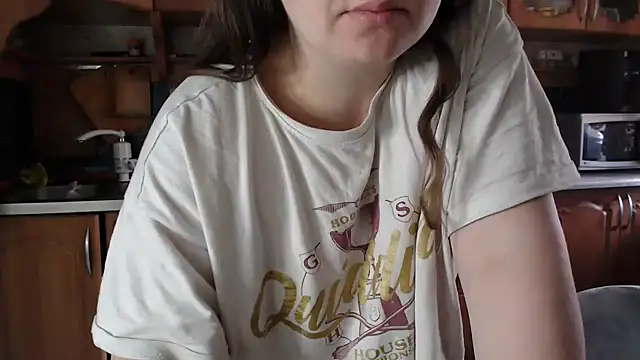 uliastar online show from March 2026 07:41:02 AM