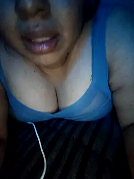 FerLu8 online show from April 2026 05:03:01 AM