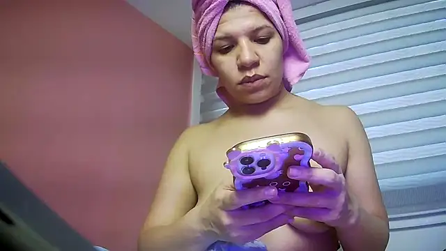gatubelahot online show from April 2026 06:04:02 PM