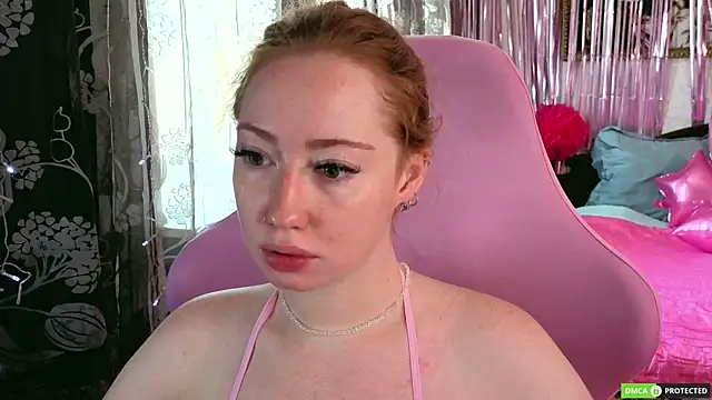 Snapshot of TinaBrook chatting on July 2026 05:42:02 AM TinaBrook online show from July 2026 05:42:02 AM