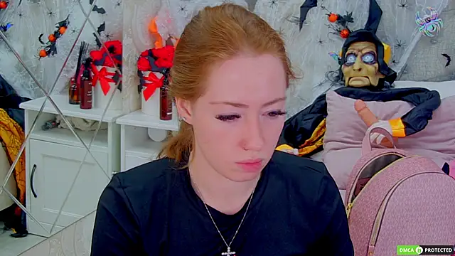 Snapshot of TinaBrook chatting on October 2025 04:00:01 AM TinaBrook online show from October 2025 04:00:01 AM