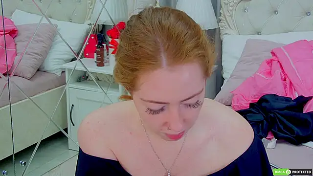 Snapshot of TinaBrook chatting on November 2025 03:55:02 AM TinaBrook online show from November 2025 03:55:02 AM