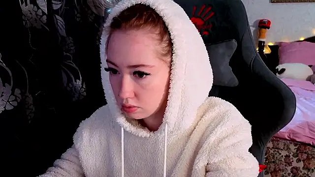 TinaBrook online show from February 2026 04:34:02 AM