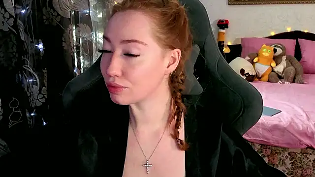 TinaBrook online show from February 2026 04:45:02 AM