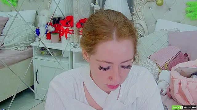 TinaBrook online show from December 2025 04:23:01 AM