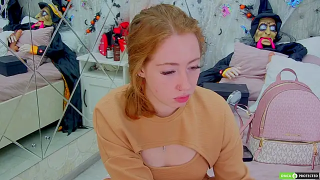 Snapshot of TinaBrook chatting on October 2025 04:02:02 AM TinaBrook online show from October 2025 04:02:02 AM