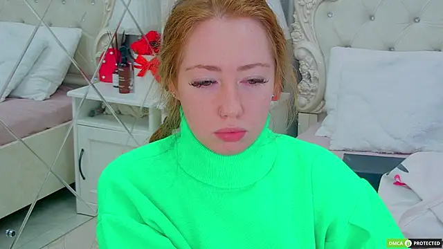 Snapshot of TinaBrook chatting on November 2025 03:43:02 AM TinaBrook online show from November 2025 03:43:02 AM