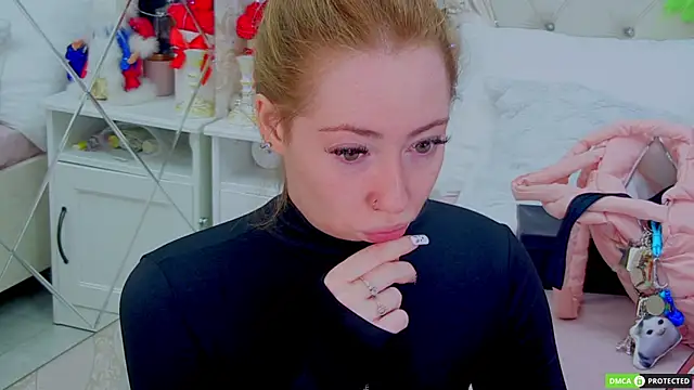 TinaBrook online show from January 2026 03:54:01 AM