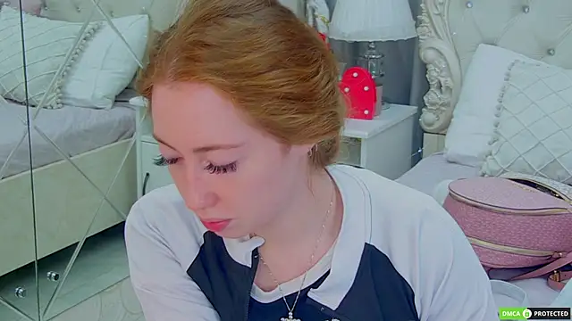 Snapshot of TinaBrook chatting on December 2025 03:40:02 AM TinaBrook online show from December 2025 03:40:02 AM