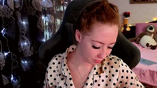 TinaBrook online show from February 2026 04:32:02 AM