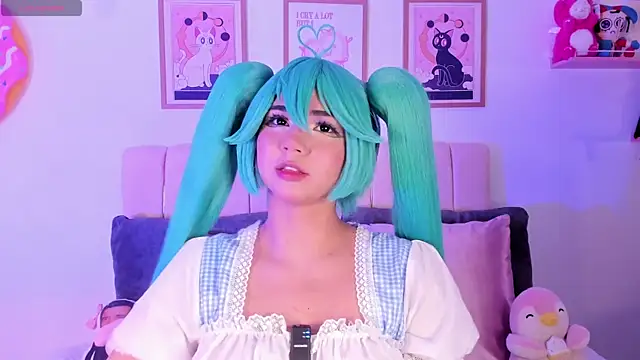 Petit-Rosse online show from November 2025 02:12:02 AM