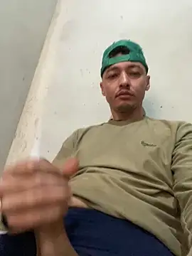 alexsandropllt online show from May 2026 03:26:02 PM