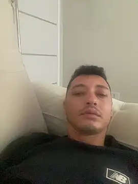 alexsandropllt online show from March 2026 12:05:01 PM