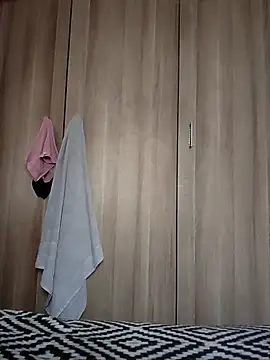 douksm online show from September 2025 07:04:02 AM