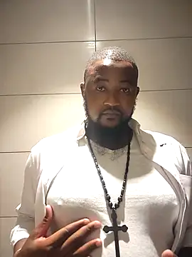 douksm online show from February 2025 01:00:02 PM