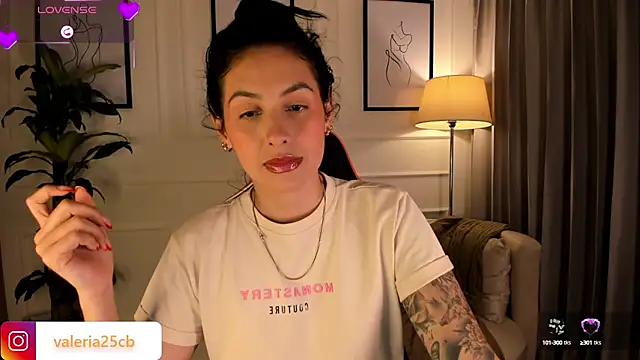 valeriia25  online show from February 2025 02:39:01 AM