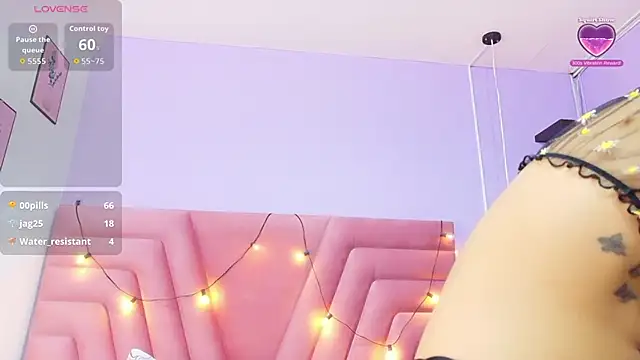 kinkylittlegirll online show from February 2026 02:44:02 AM