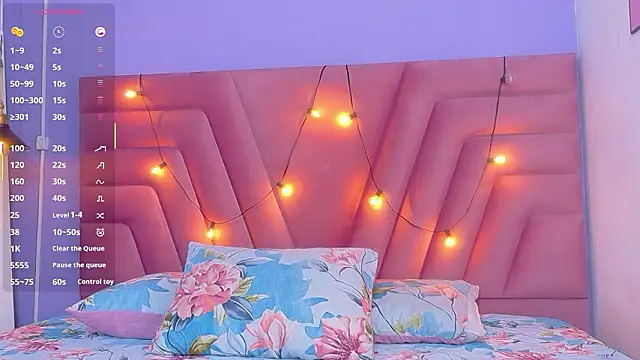 kinkylittlegirll online show from February 2026 02:51:02 AM