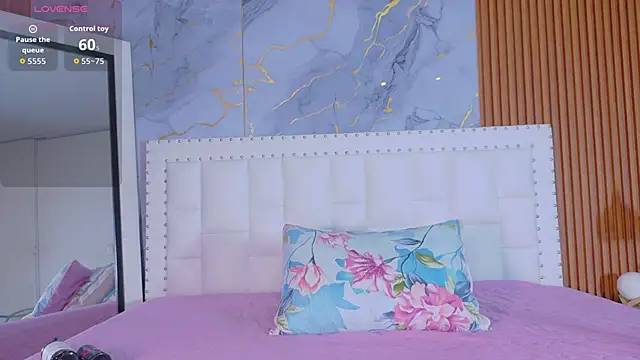 kinkylittlegirll online show from March 2026 02:42:01 AM