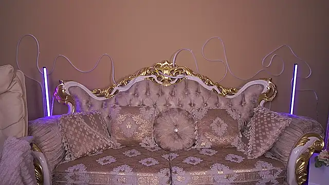 Snapshot of KimberlyWorld chatting on October 2025 12:48:02 PM KimberlyWorld online show from October 2025 12:48:02 PM