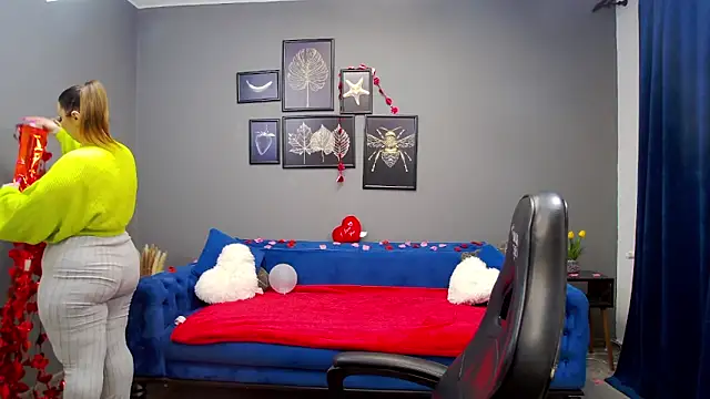 Snapshot of Katewalker_ chatting on February 2025 06:19:01 PM Katewalker online show from February 2025 06:19:01 PM