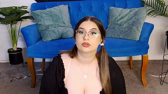 Katewalker  online show from May 2026 10:06:02 PM