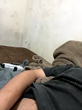 Magosupreme online show from December 2025 04:44:01 PM