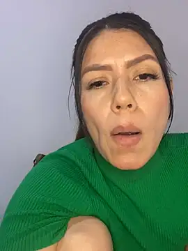 Snapshot of martina_contreras chatting on December 2024 07:11:02 AM martina contreras online show from December 2024 07:11:02 AM
