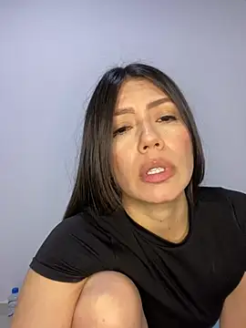 Snapshot of martina_contreras chatting on December 2024 06:09:02 AM martina contreras online show from December 2024 06:09:02 AM